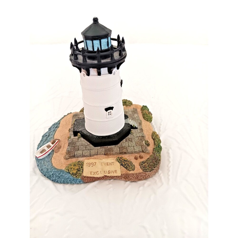 Harbour Lights Edgartown MA Lighthouse 1997 Special Event Exclusive COA Vintage